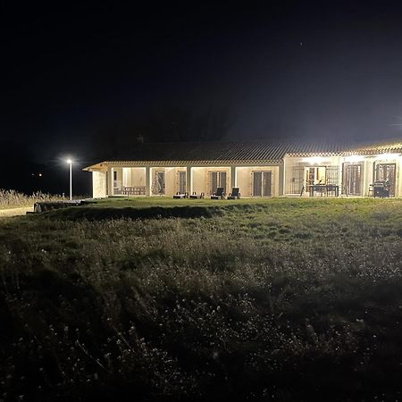 Villa Rians Rians  ภายนอก รูปภาพ